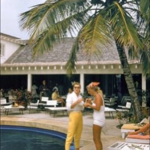 “Trendy is the last stage before tacky." - Picture 6 of 8